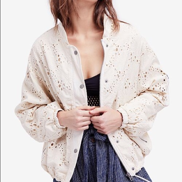 NWT Free People Daisy Jane Ivory Eyelet Jacket - Picture 2 of 6